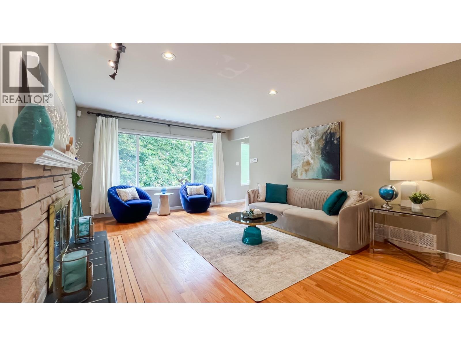 Photo 11 of 6656 Butler Street, Vancouver BC