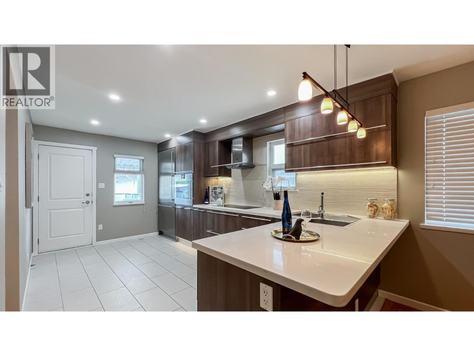 Photo 19 of 6656 Butler Street, Vancouver BC