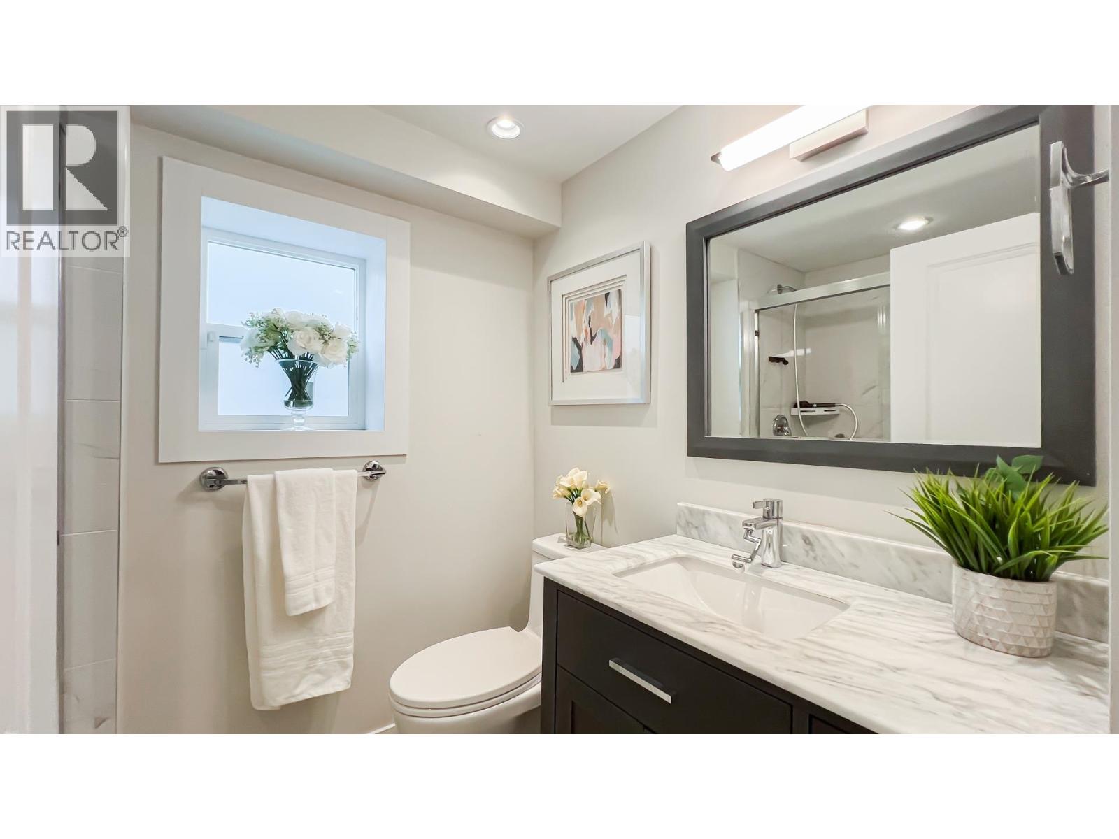Photo 35 of 6656 Butler Street, Vancouver BC