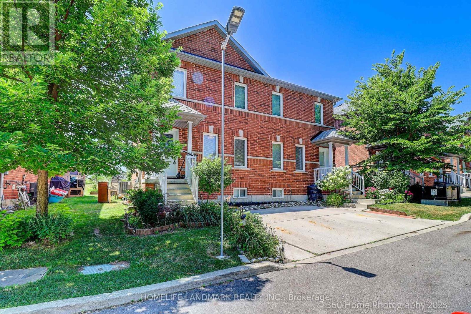 Photo 14 of 3 361 Birchmount Road, Toronto ON