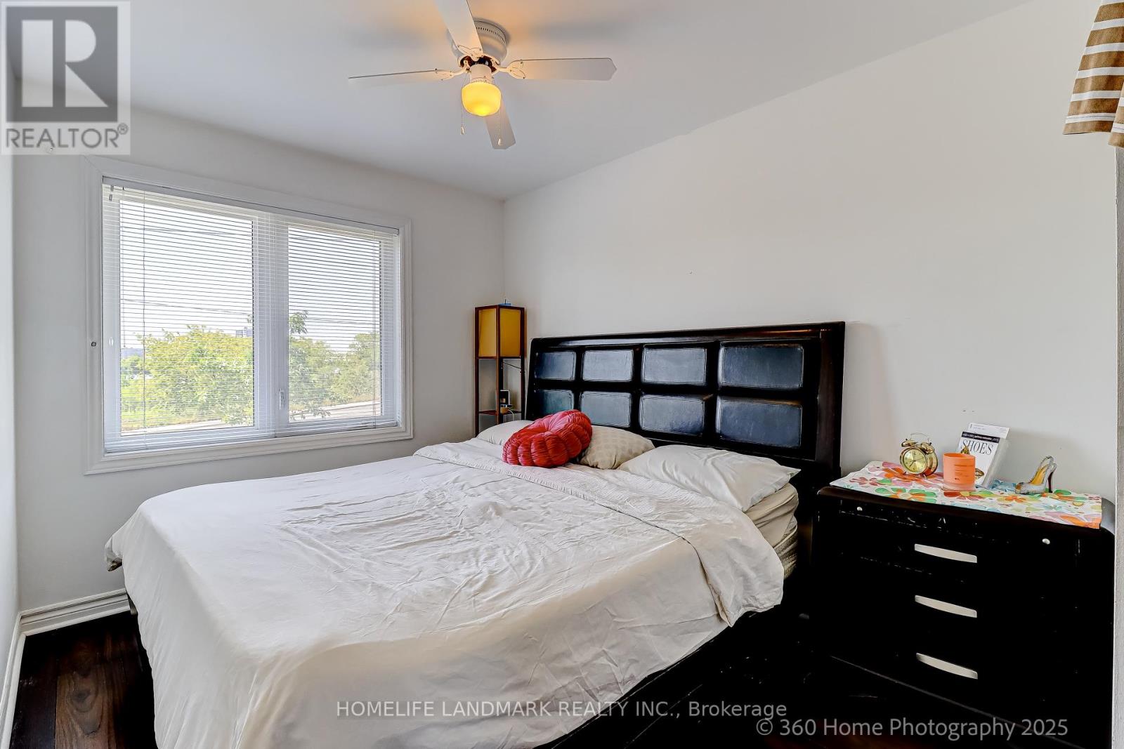 Photo 8 of 3 361 Birchmount Road, Toronto ON