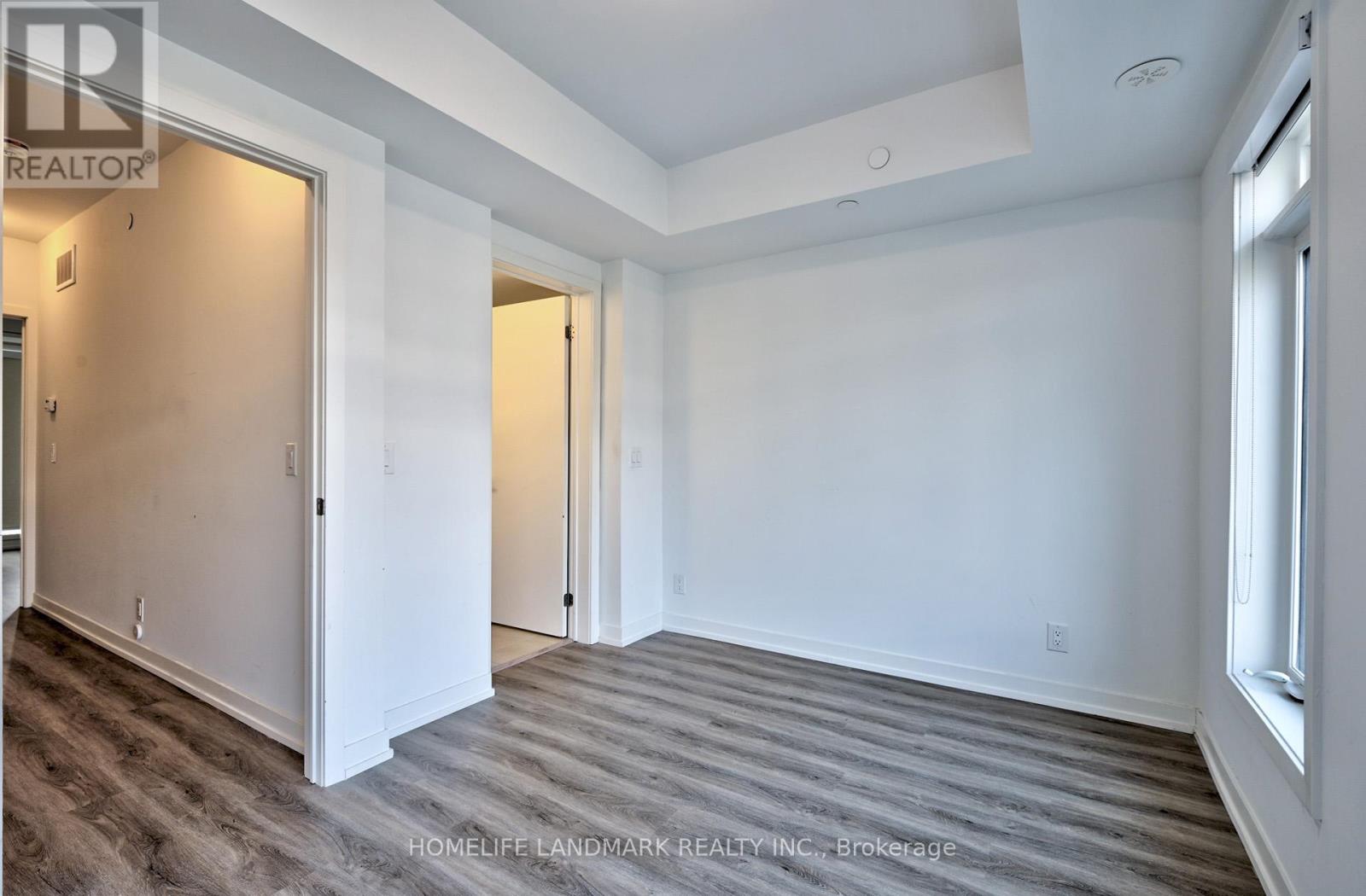 Photo 14 of 30 Case Ootes Drive, Toronto ON