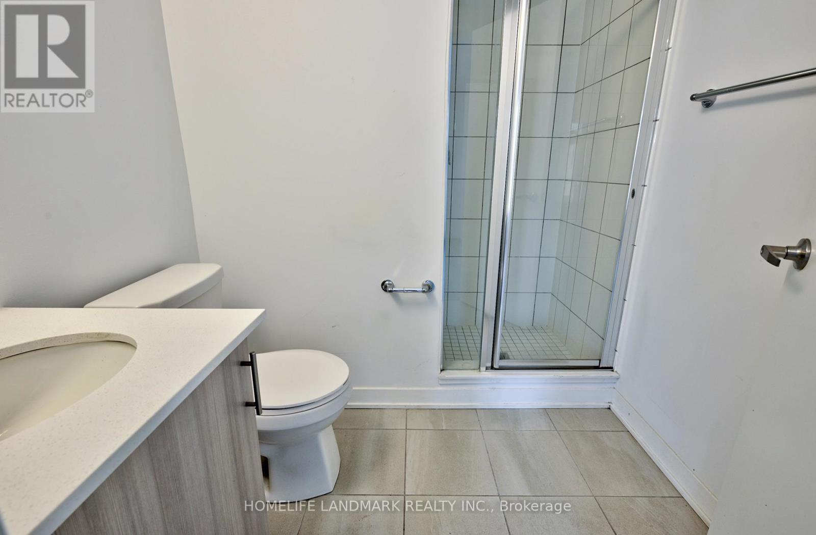 Photo 15 of 30 Case Ootes Drive, Toronto ON