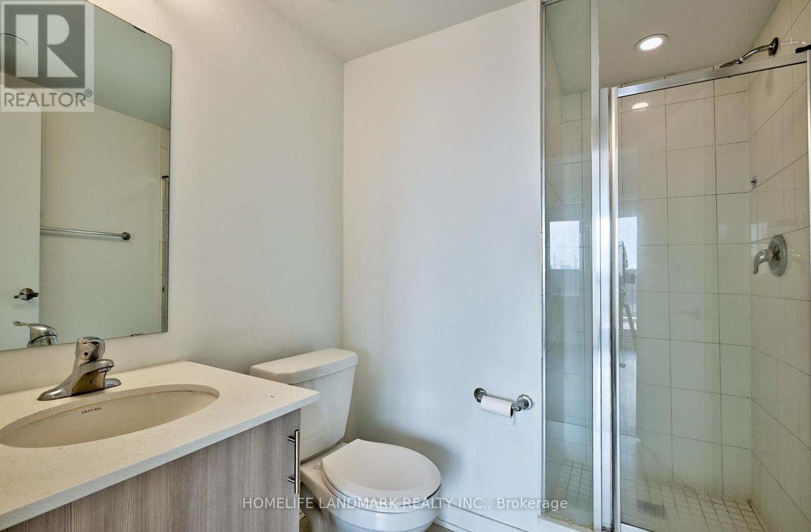 Photo 16 of 30 Case Ootes Drive, Toronto ON