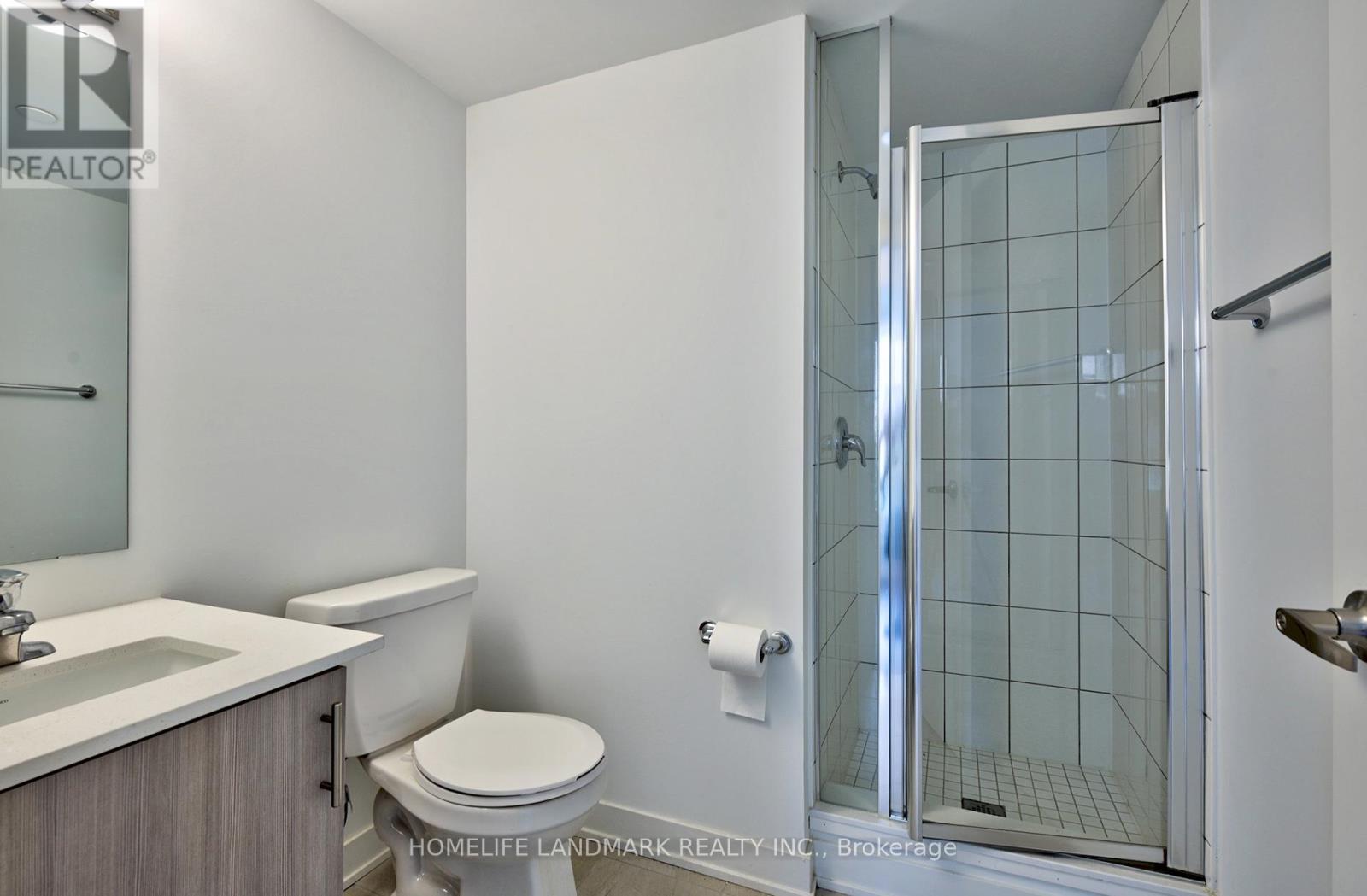 Photo 3 of 30 Case Ootes Drive, Toronto ON