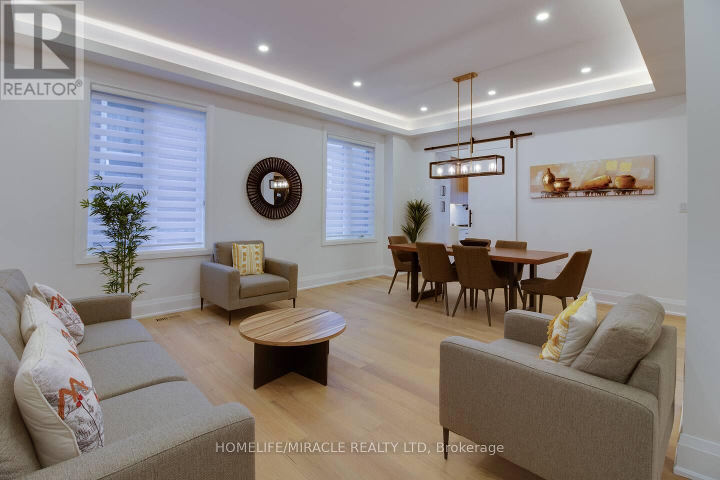 Photo 41 of 10 Stamford Square S, Toronto ON
