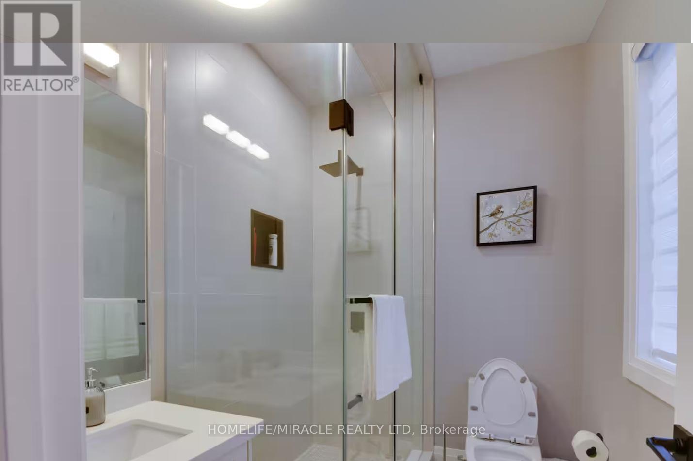 Photo 39 of 10 Stamford Square S, Toronto ON