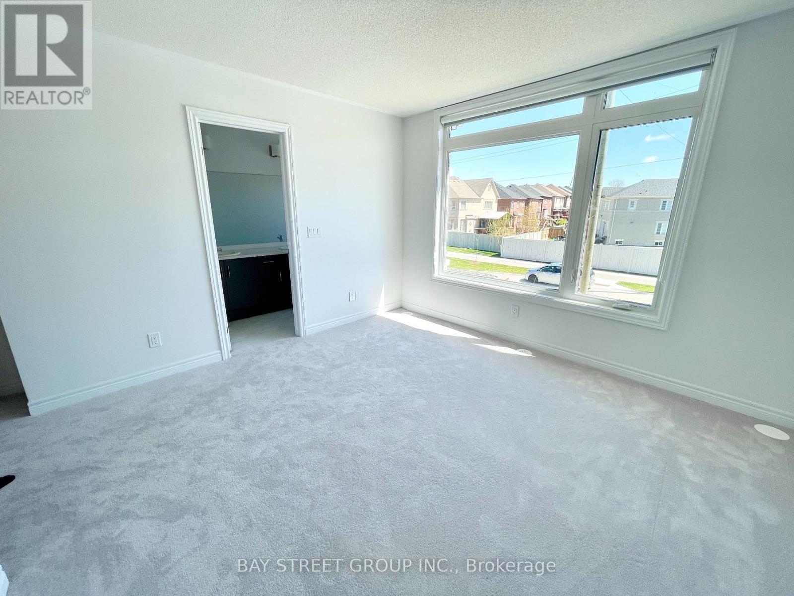 Photo 5 of 11814 Tenth Line, Whitchurchstouffville ON
