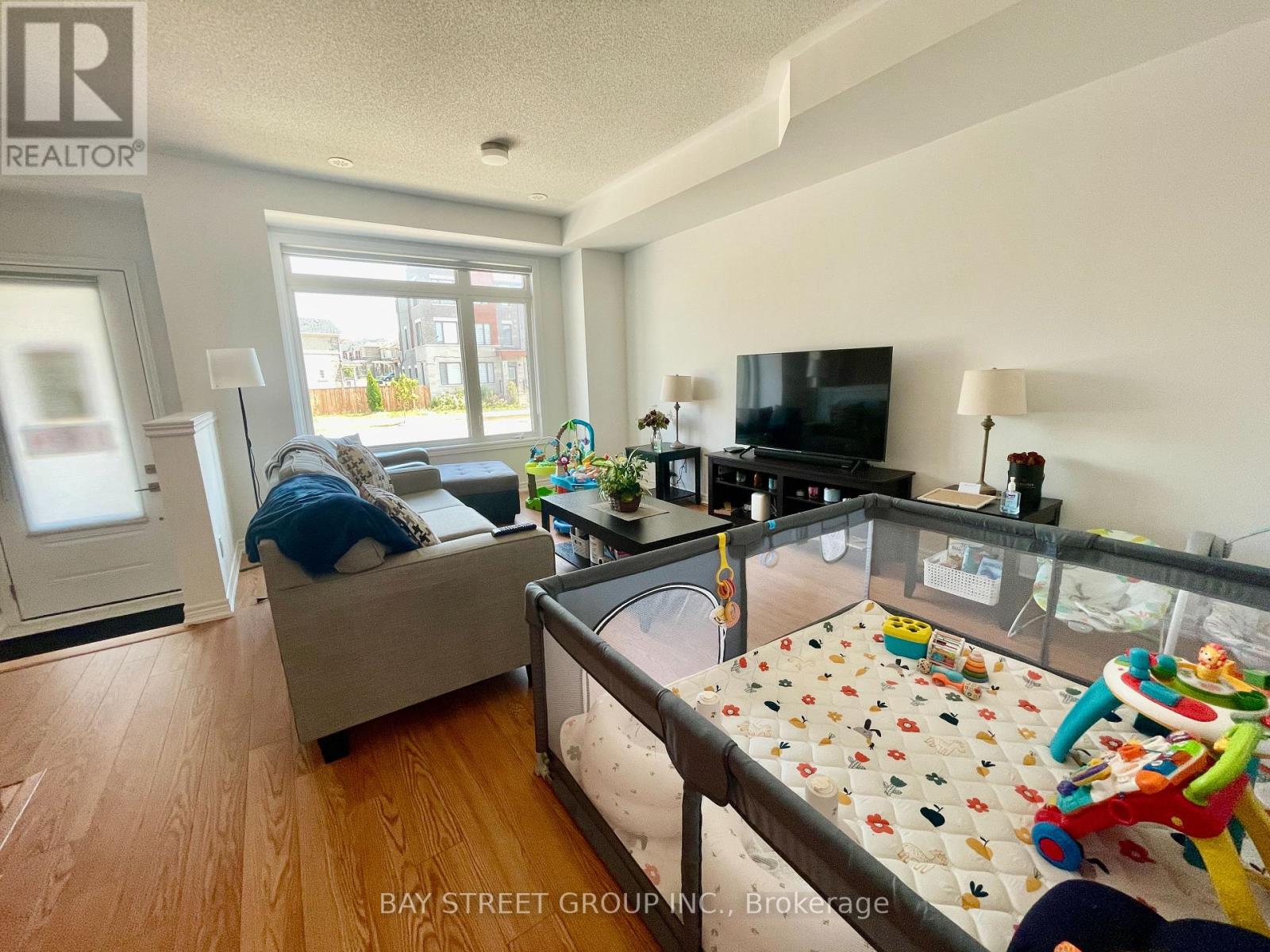 Photo 13 of 11814 Tenth Line, Whitchurchstouffville ON