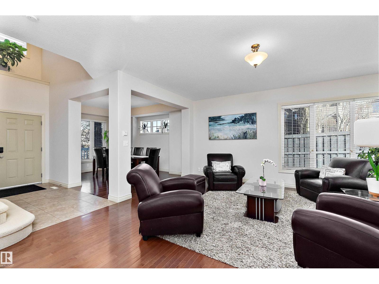 Photo 5 of 3411 Macneil Link Li Nw, Edmonton AB