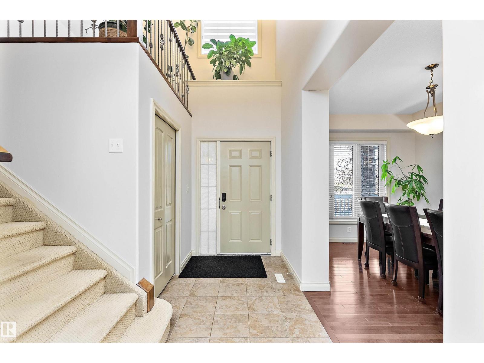 Photo 10 of 3411 Macneil Link Li Nw, Edmonton AB