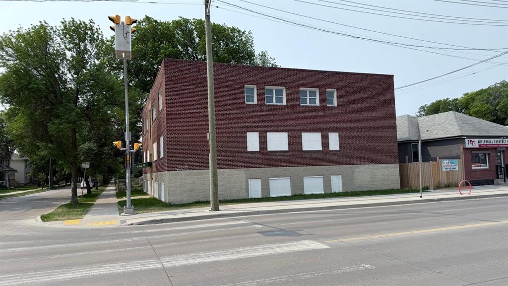 Photo 20 of 748 Banning Street, Winnipeg MB