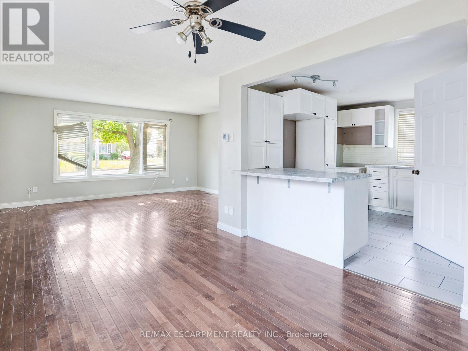 Photo 20 of 169 Pinedale Drive, Kitchener ON