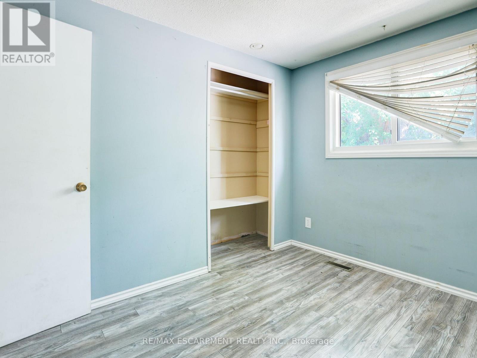 Photo 34 of 169 Pinedale Drive, Kitchener ON