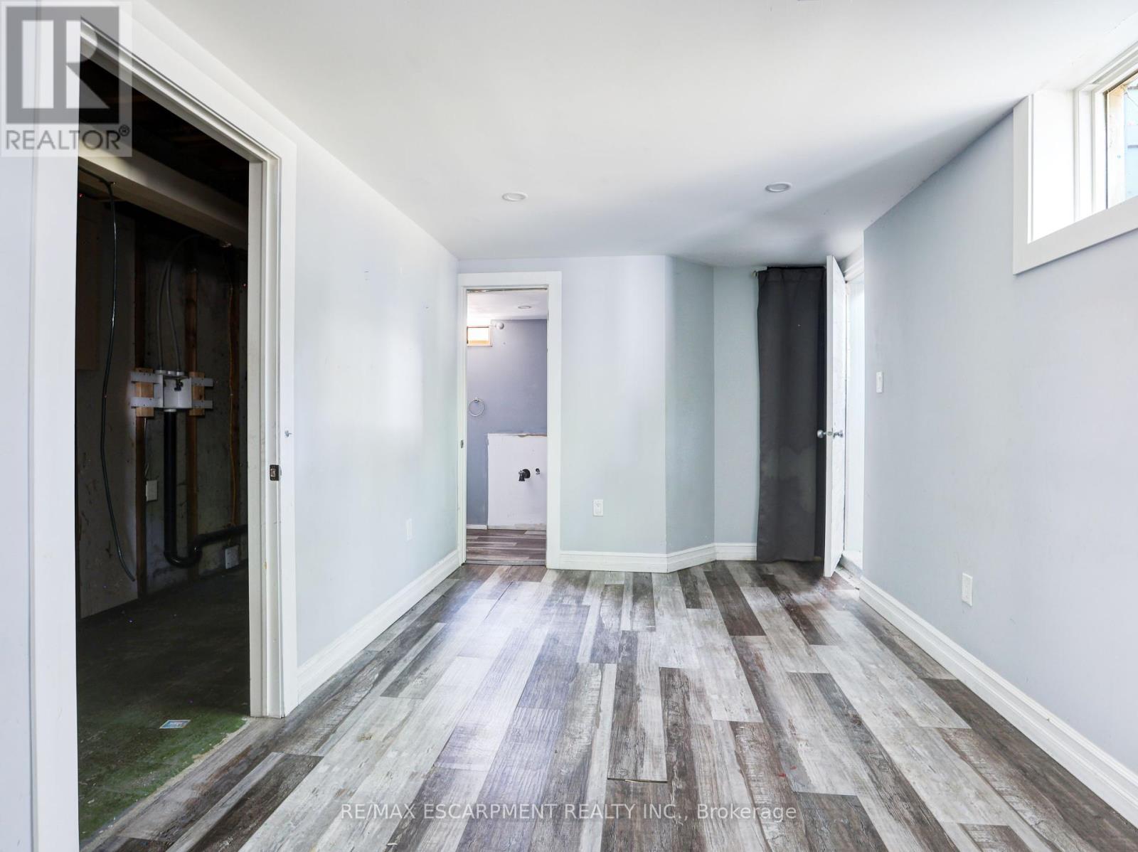 Photo 37 of 169 Pinedale Drive, Kitchener ON