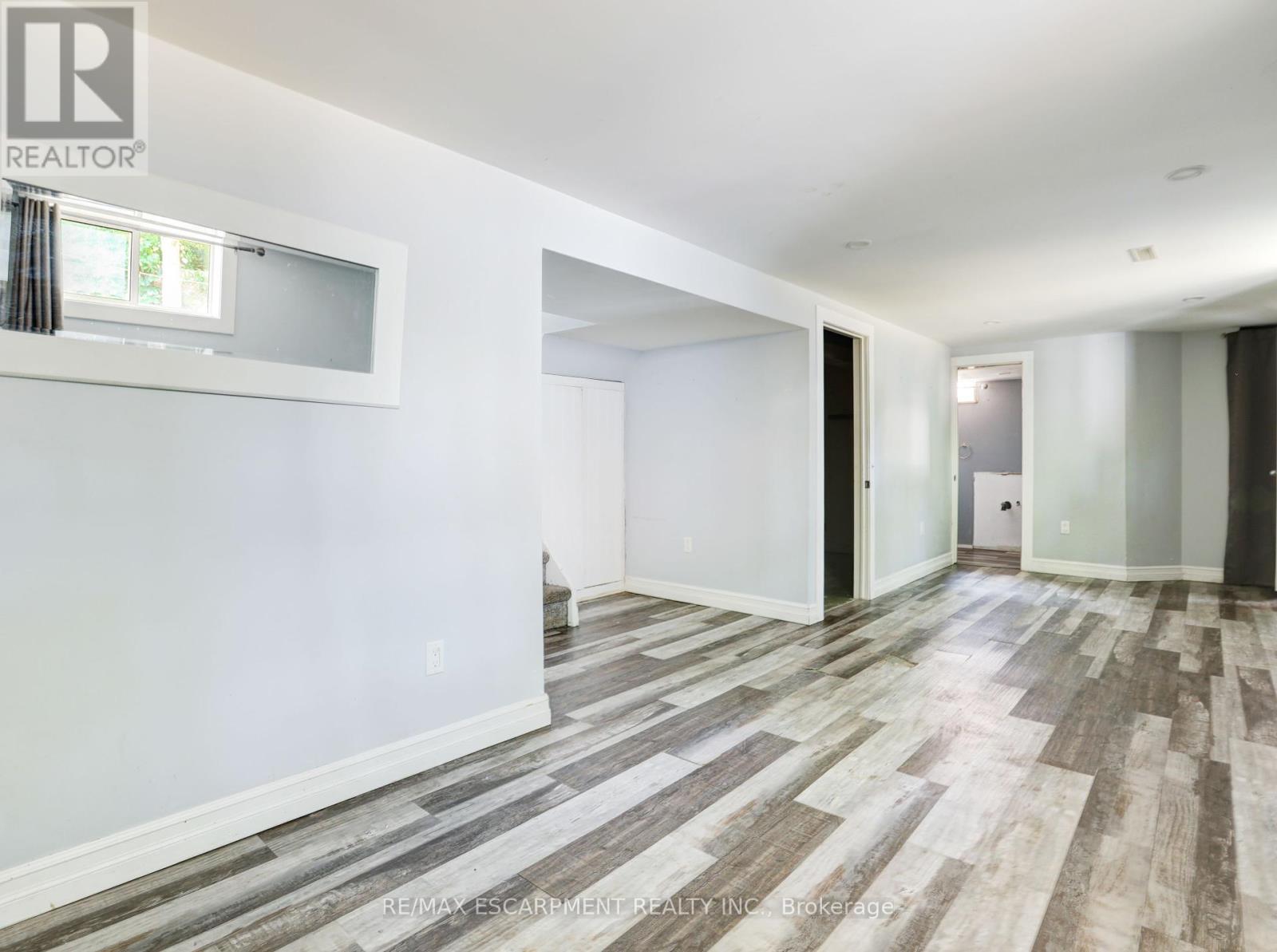 Photo 15 of 169 Pinedale Drive, Kitchener ON