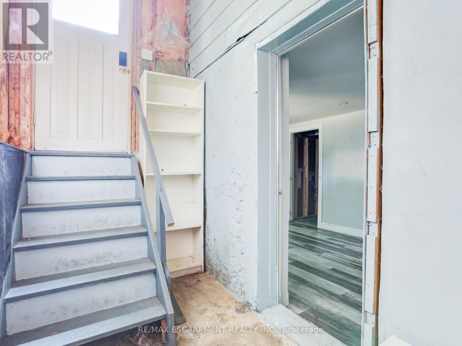 Photo 30 of 169 Pinedale Drive, Kitchener ON