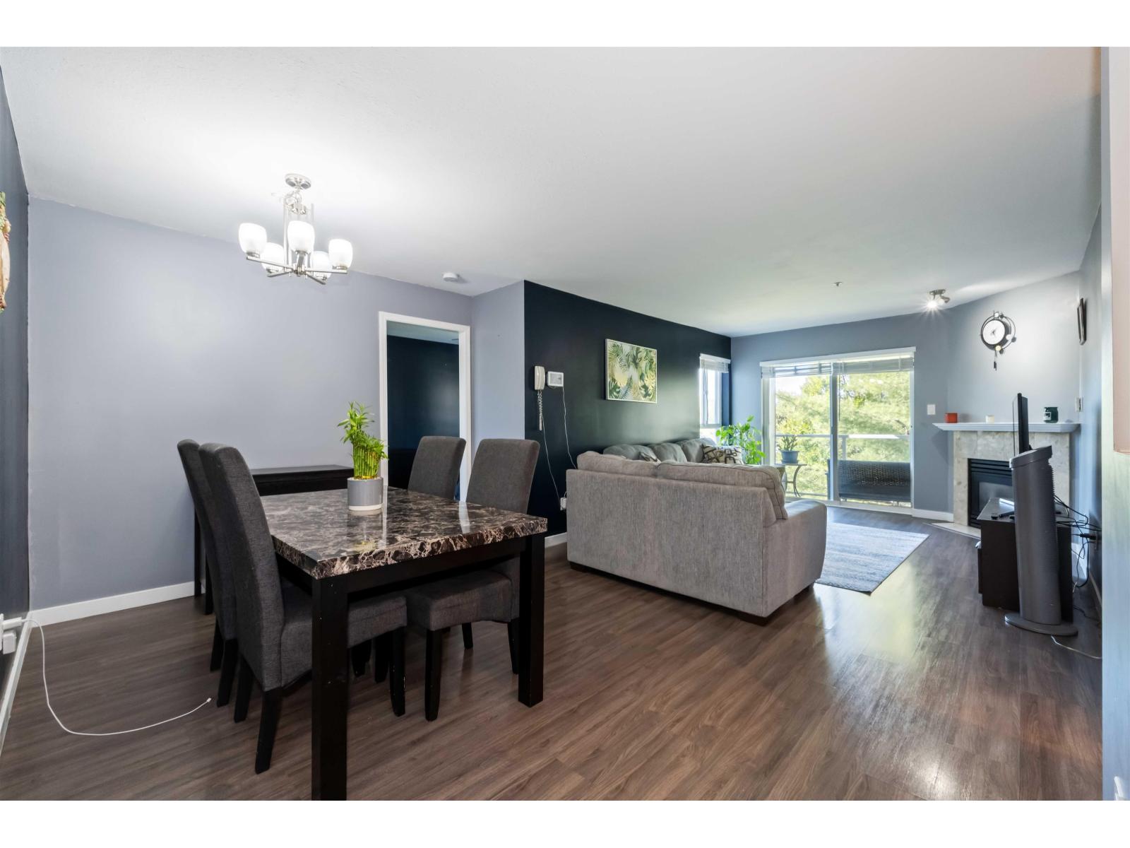 Photo 27 of 405 15885 84 Avenue, Surrey BC
