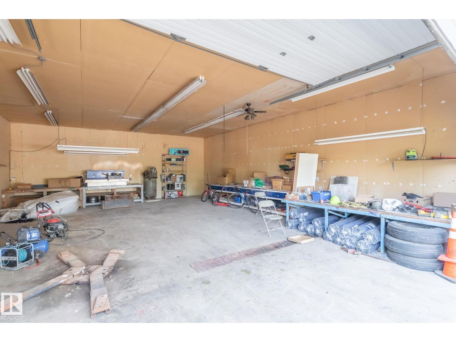 Photo 37 of 253 22550 Twp Rd 522, Rural Strathcona County AB