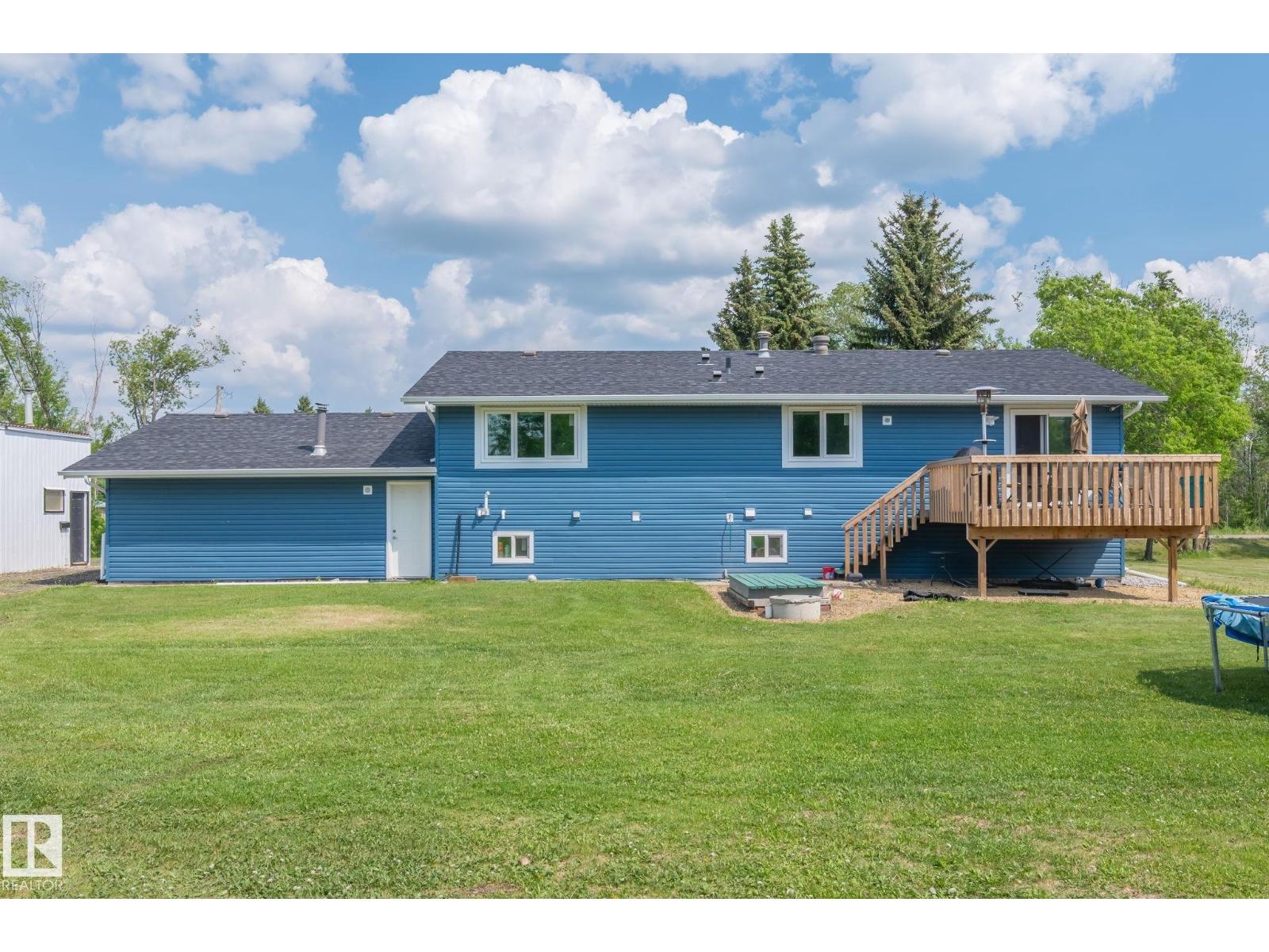 Photo 7 of 253 22550 Twp Rd 522, Rural Strathcona County AB
