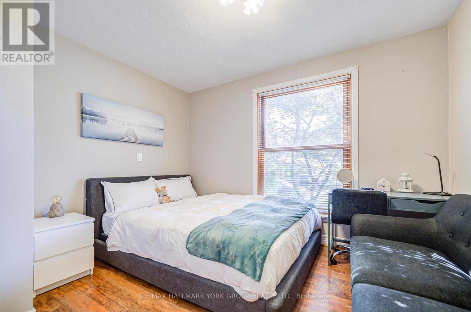 Photo 2 of 26 Gregory Street, Brampton ON