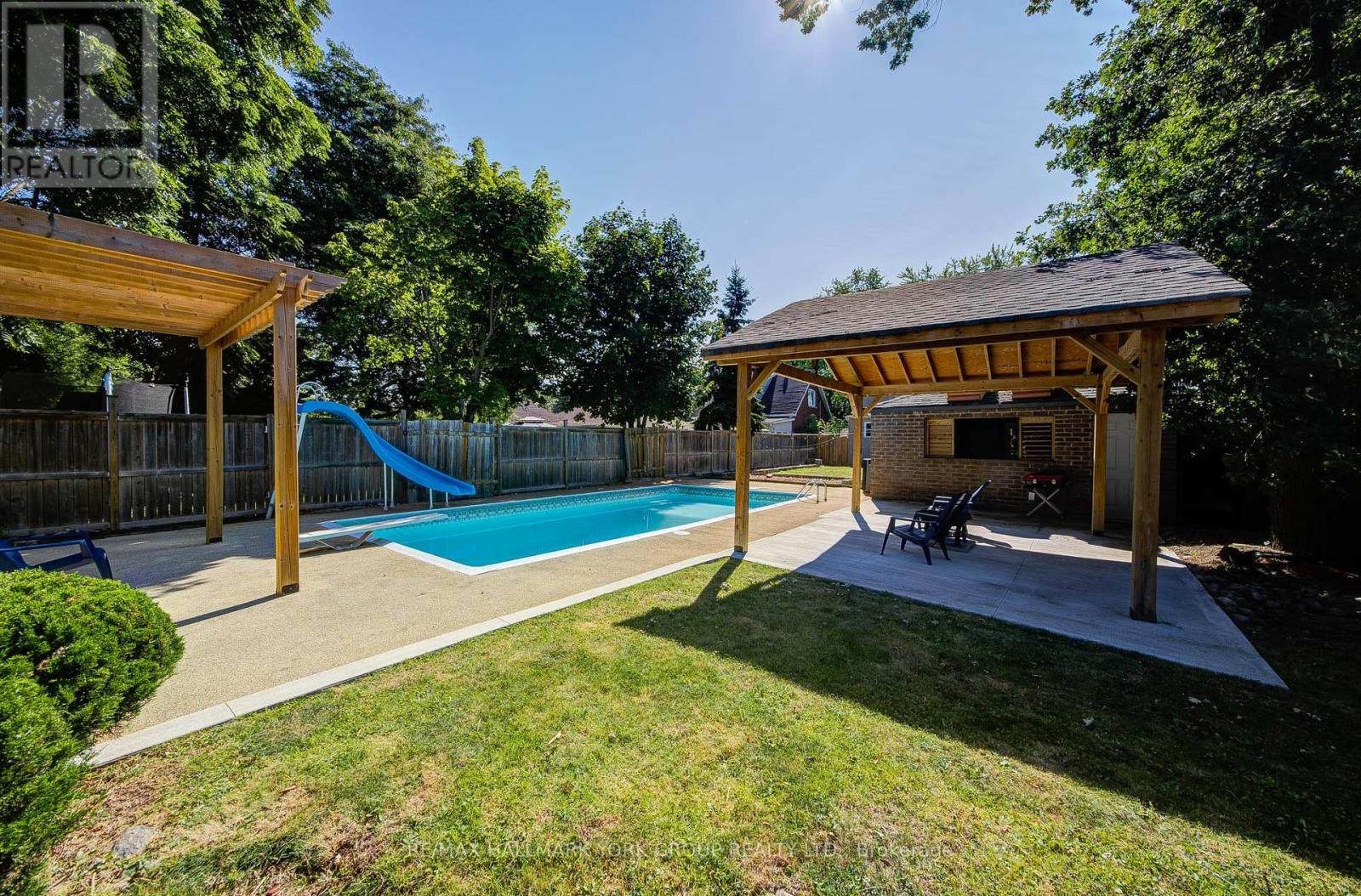 Photo 42 of 26 Gregory Street, Brampton ON
