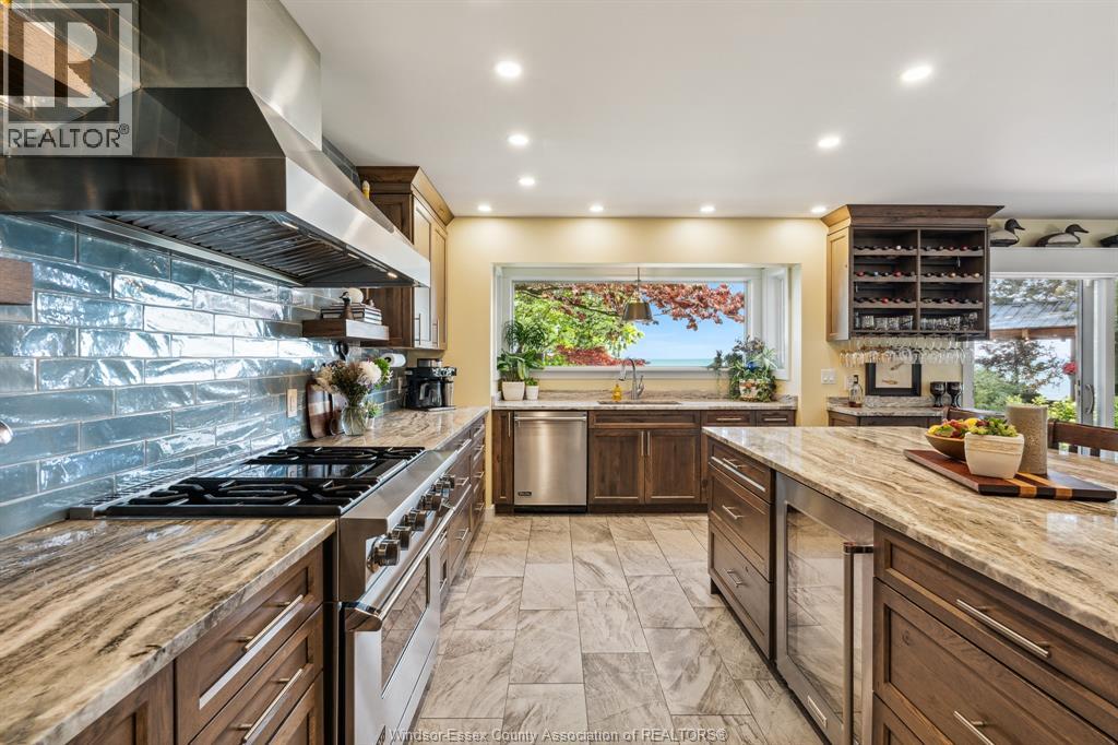 Photo 16 of 1171 Heritage, Kingsville ON