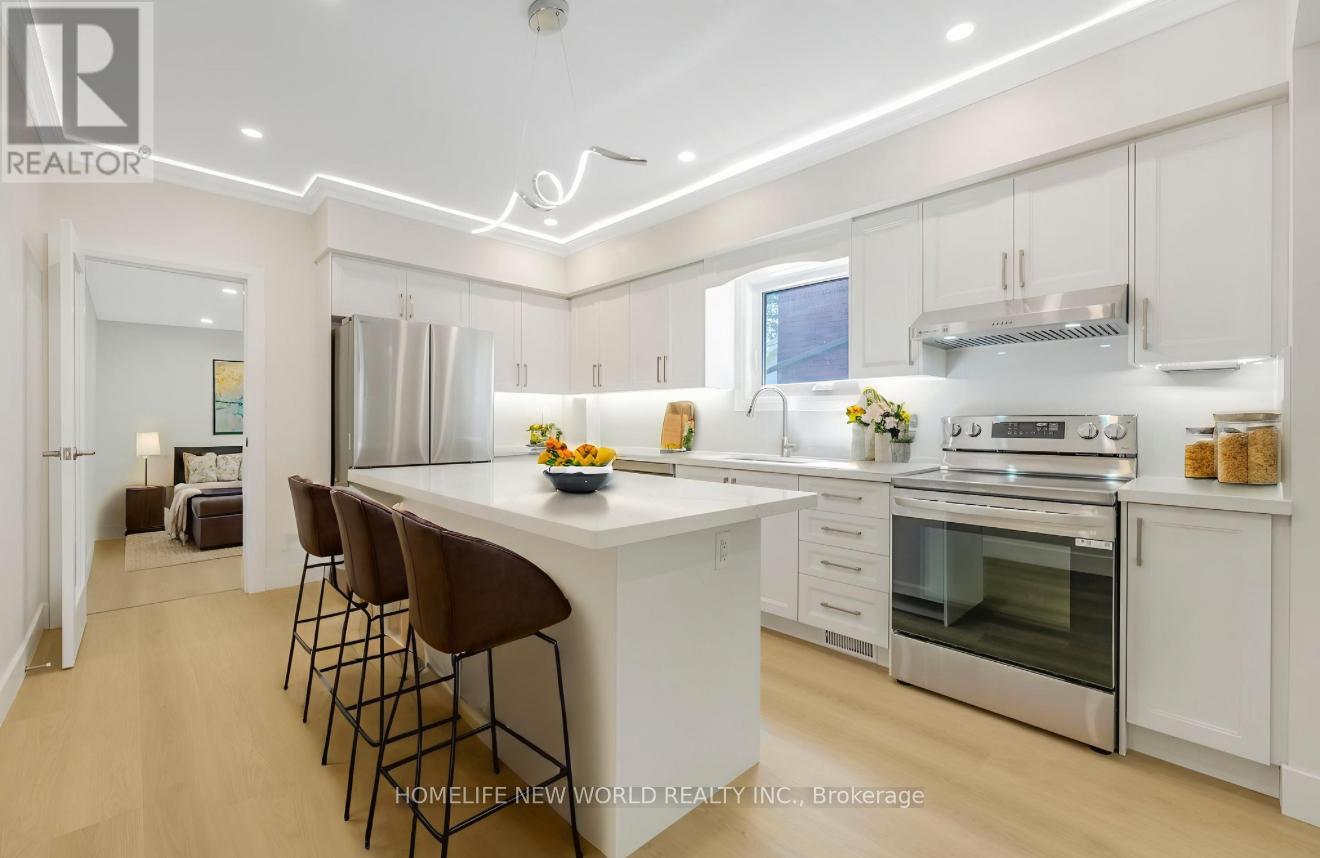 Photo 11 of 137 Gladstone Avenue, Toronto ON