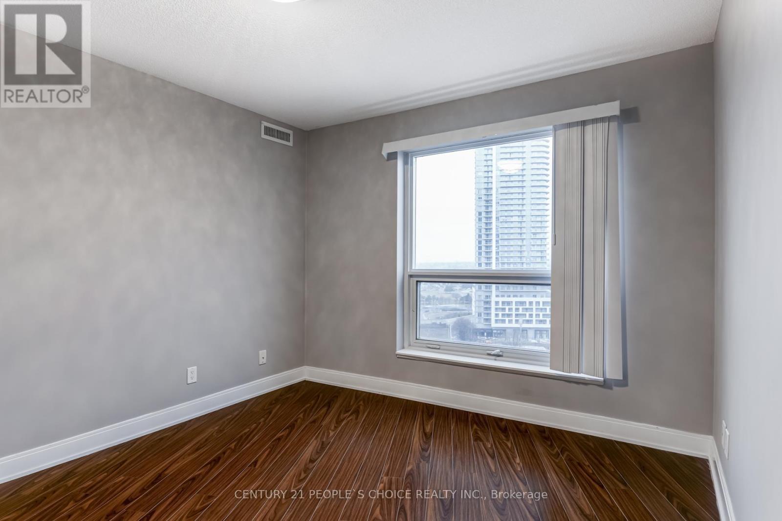 Photo 21 of 1508 125 Village Green Square, Toronto ON