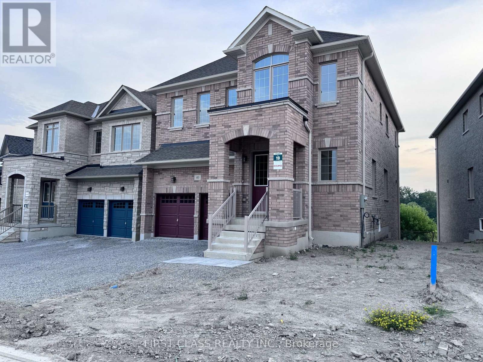 Photo 19 of 40 Boccella Crescent, Richmond Hill ON