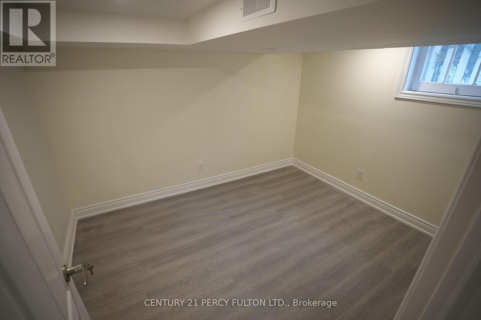 Photo 26 of 115 South Kings Way, Toronto ON