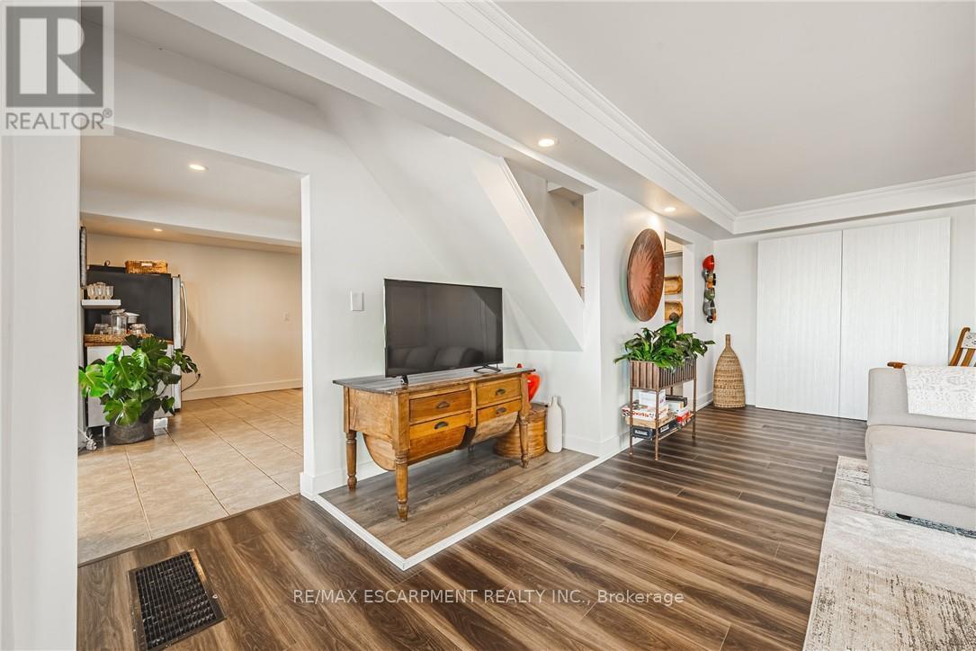 Photo 44 of 5 Dexter Avenue, Hamilton ON