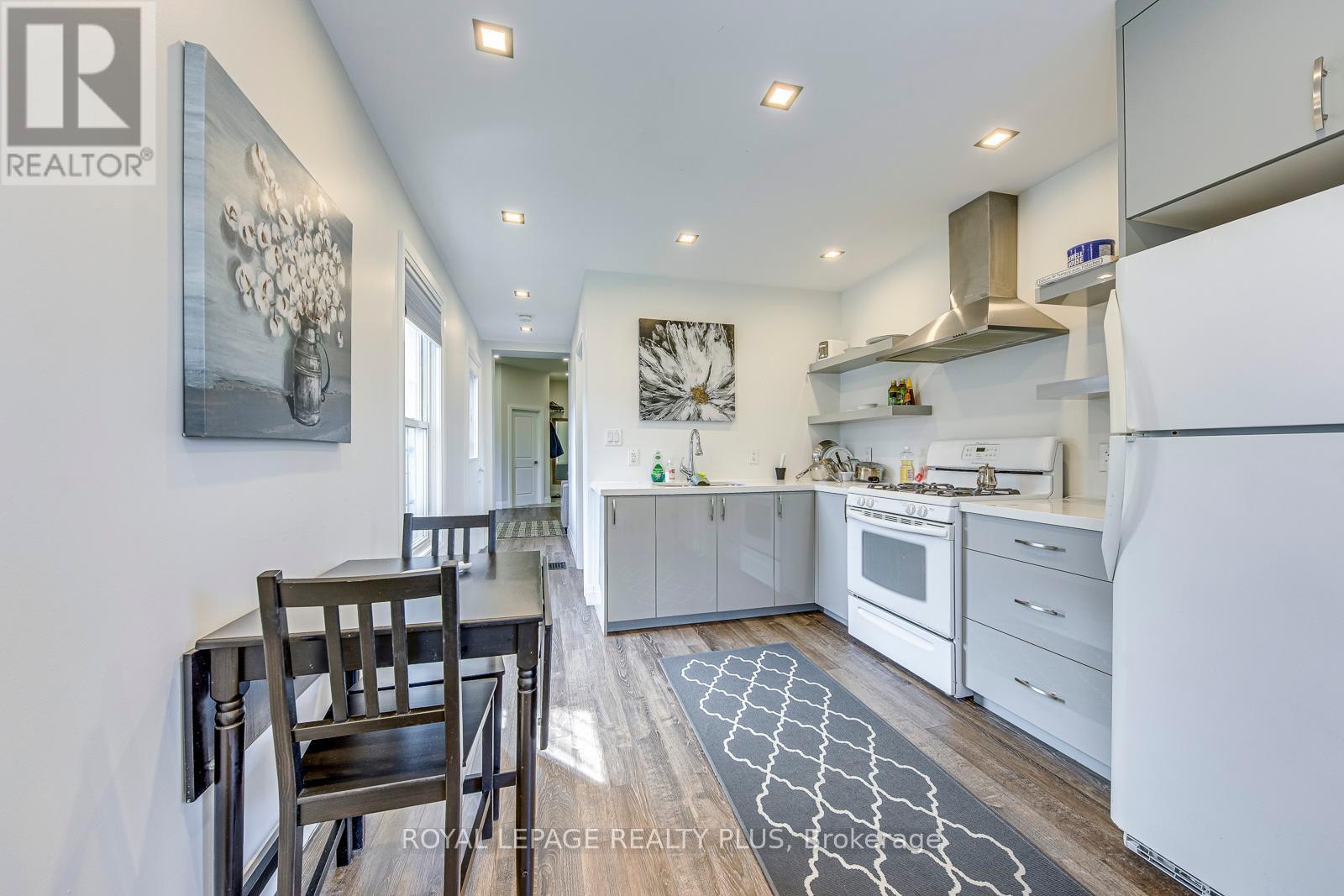 Photo 35 of 247 Robert Street, Hamilton ON