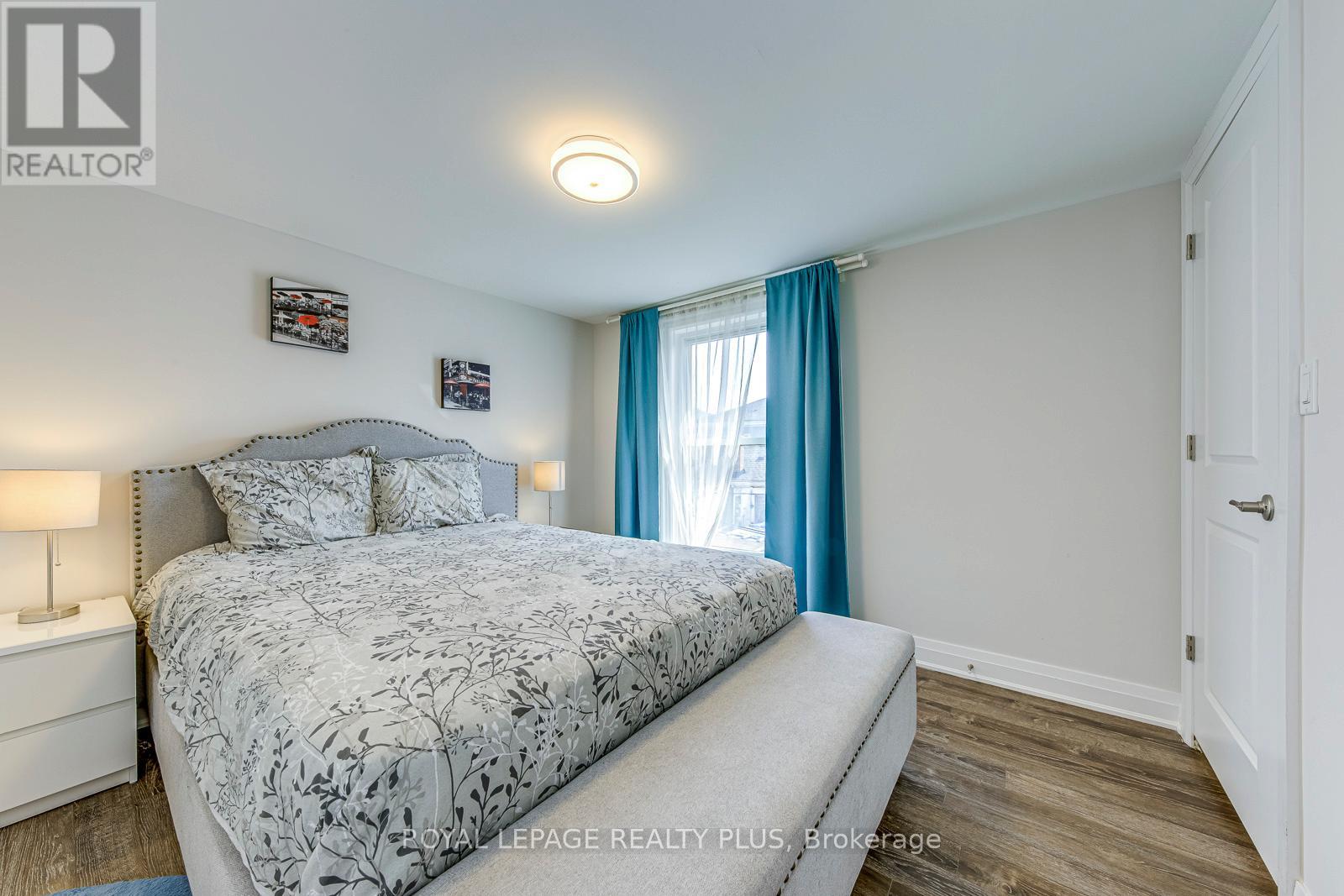 Photo 21 of 247 Robert Street, Hamilton ON