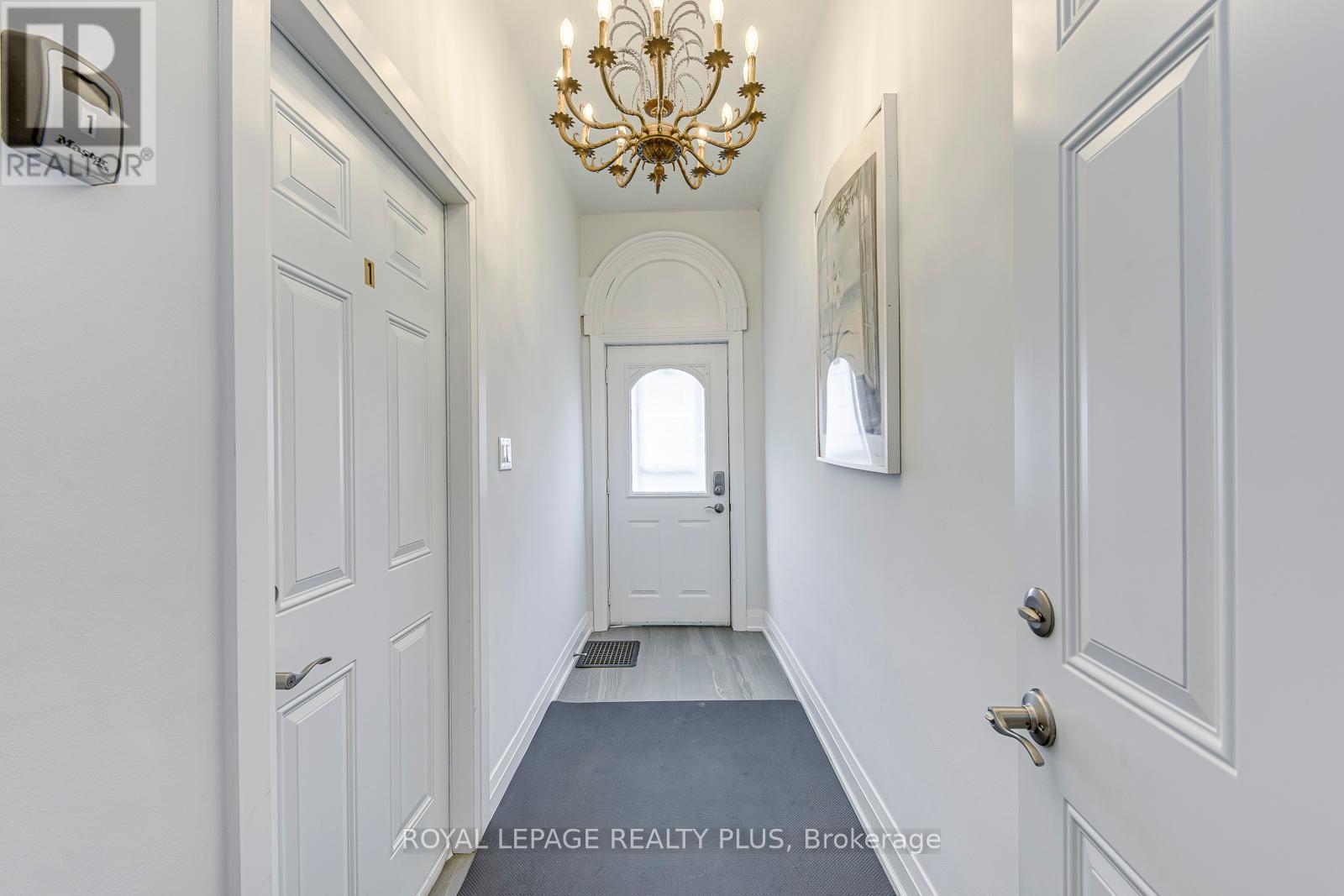 Photo 22 of 247 Robert Street, Hamilton ON