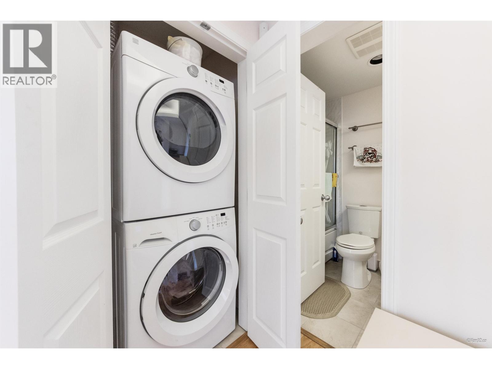 Photo 9 of 1402 4603 Hazel Street, Burnaby BC