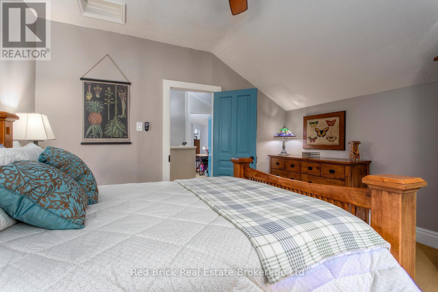Photo 39 of 23 Mill Street E, Centre Wellington ON