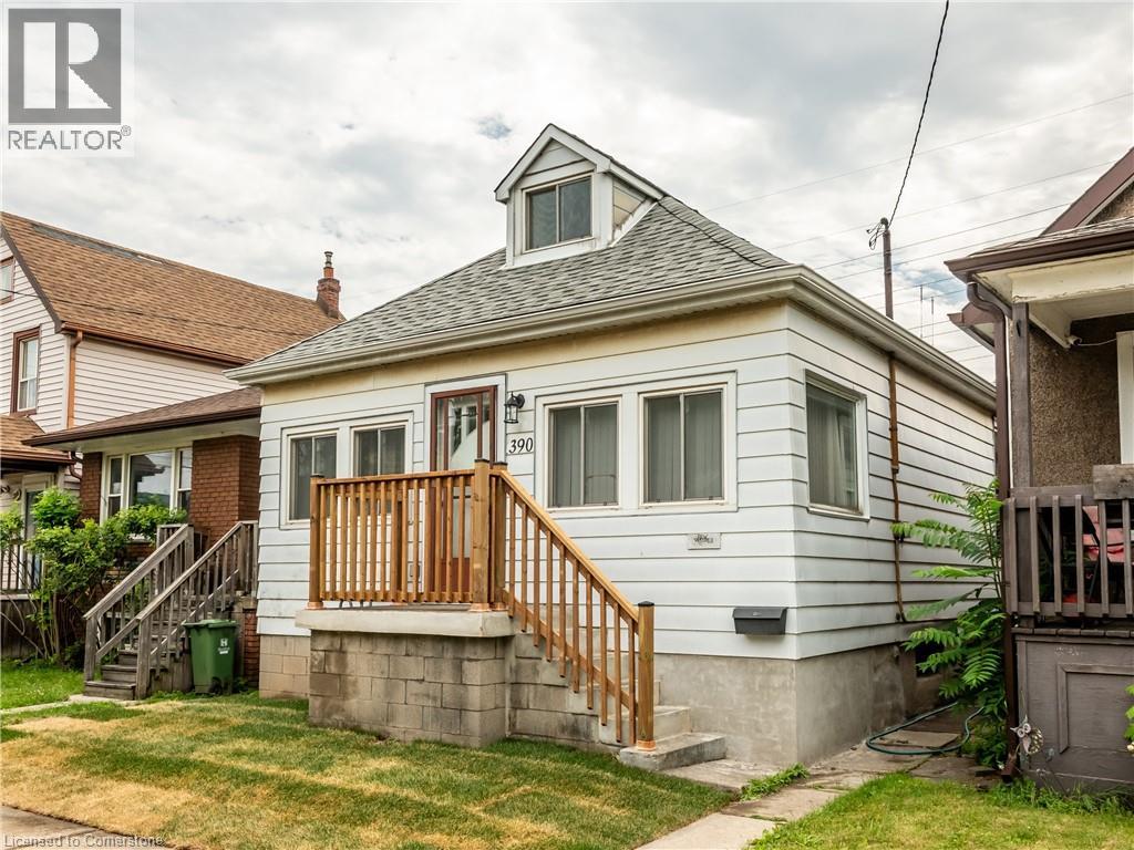 Photo 2 of 390 Paling Avenue, Hamilton ON