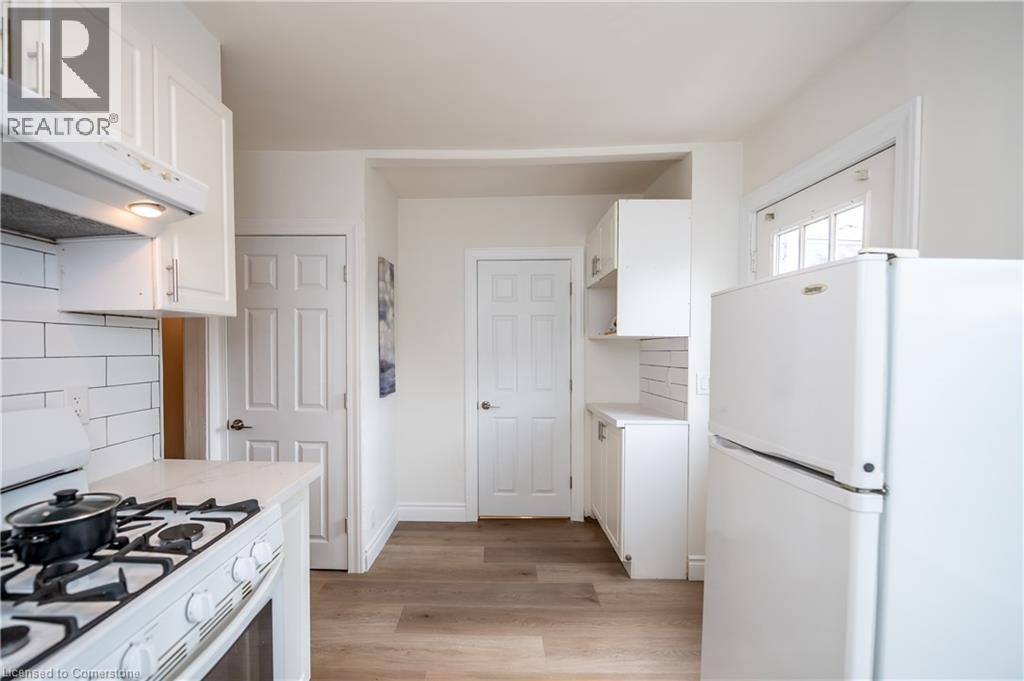 Photo 15 of 390 Paling Avenue, Hamilton ON