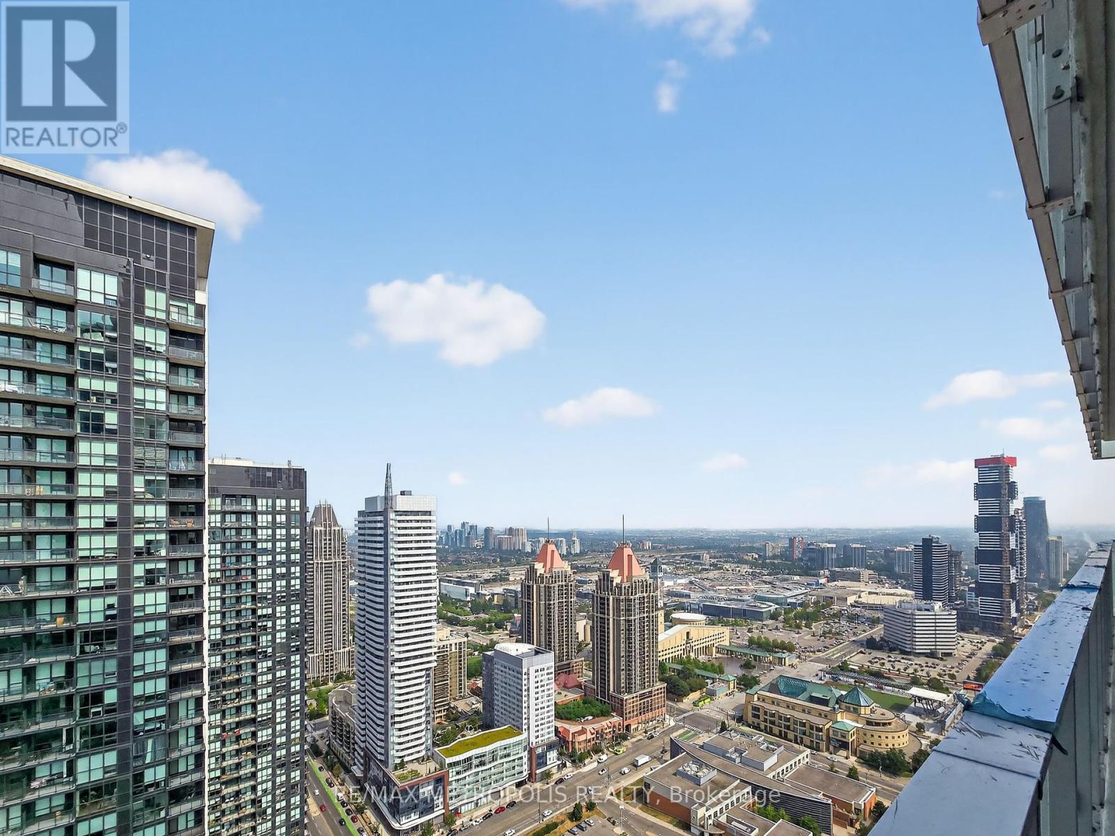Photo 9 of 4010 3900 Confederation Parkway, Mississauga ON