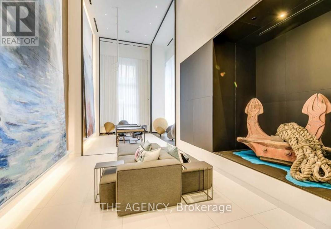Photo 2 of 606 20 Richardson Street, Toronto ON