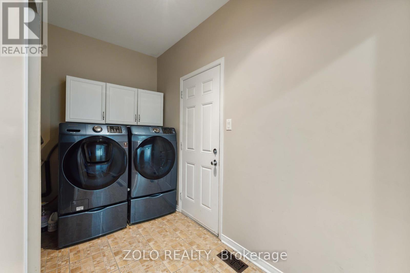 Photo 41 of 2421 Glandriel Crescent, Ottawa ON