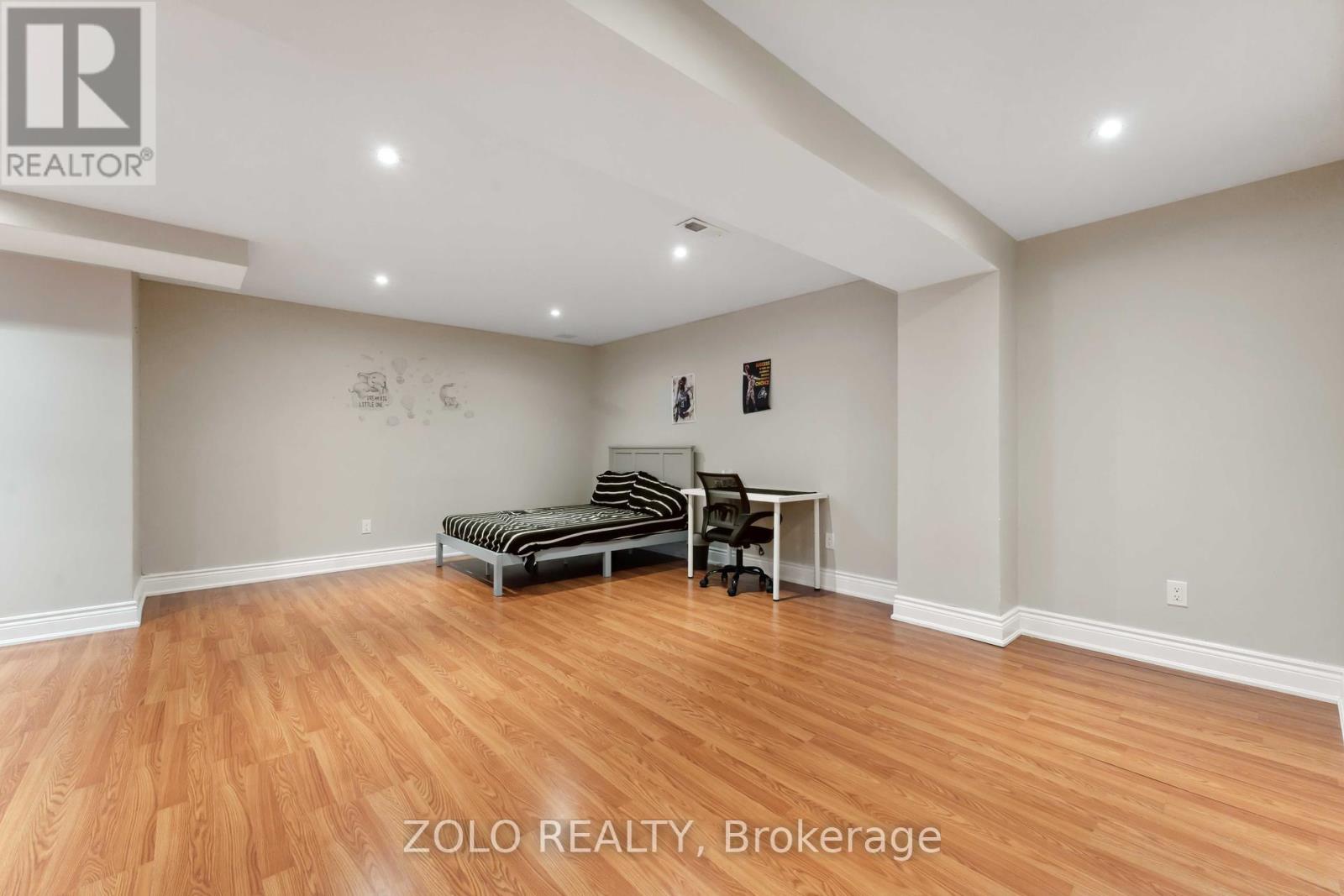 Photo 31 of 2421 Glandriel Crescent, Ottawa ON