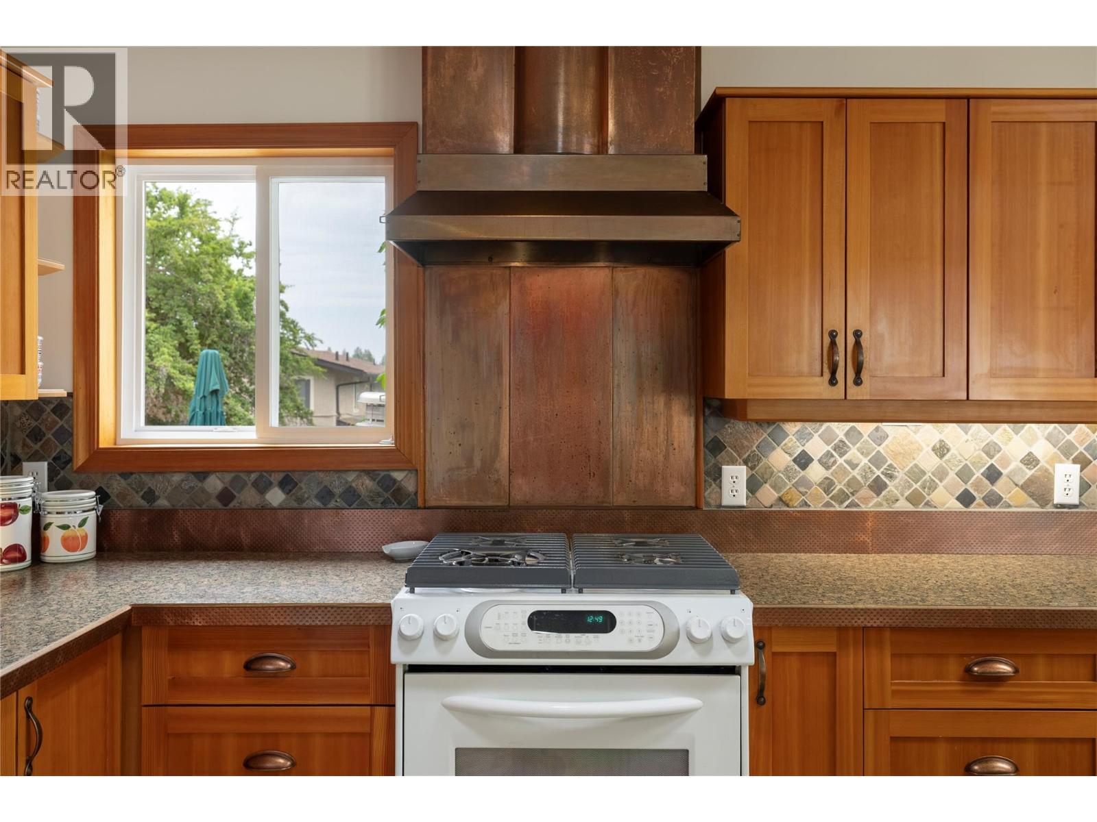  1203 41 Avenue, Vernon