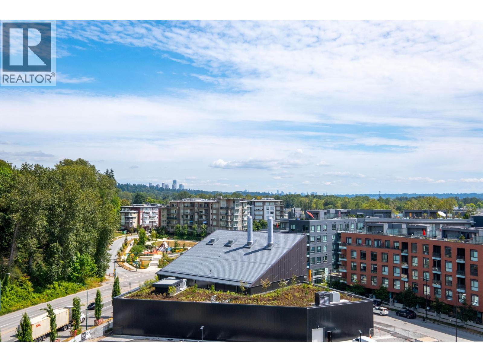 Photo 9 of 912 3557 Sawmill Crescent, Vancouver BC