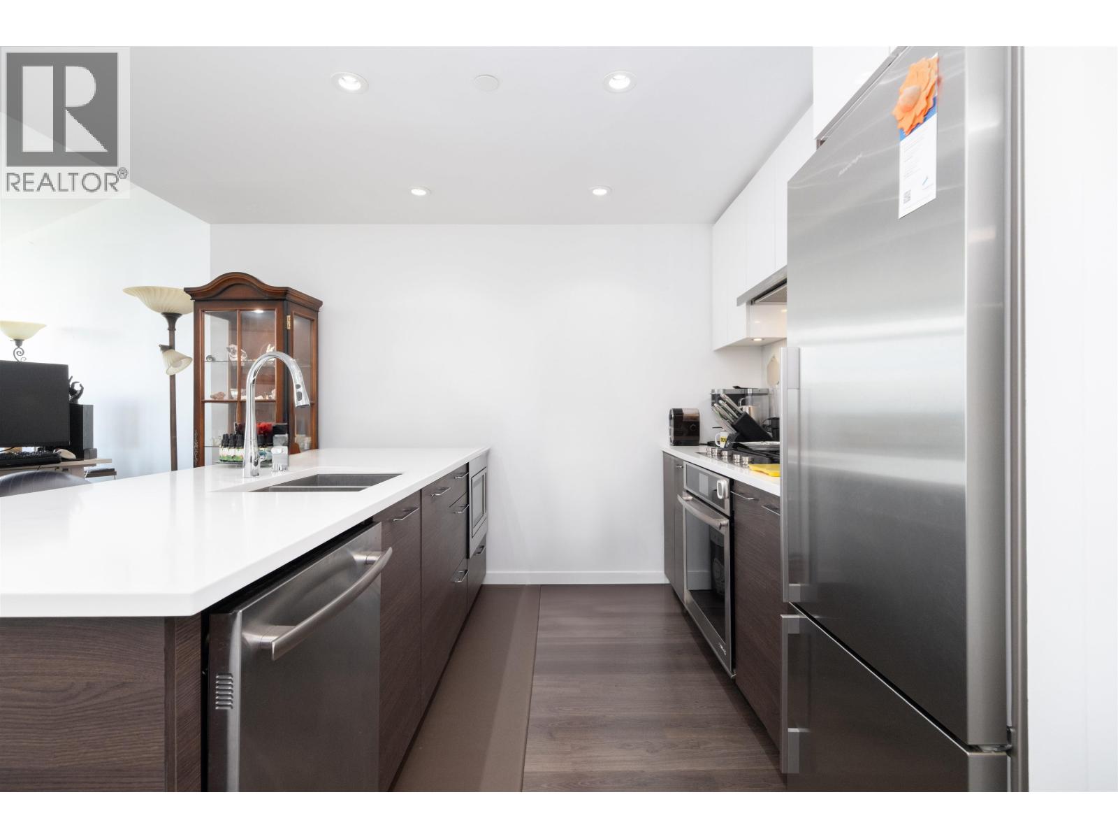 Photo 19 of 912 3557 Sawmill Crescent, Vancouver BC