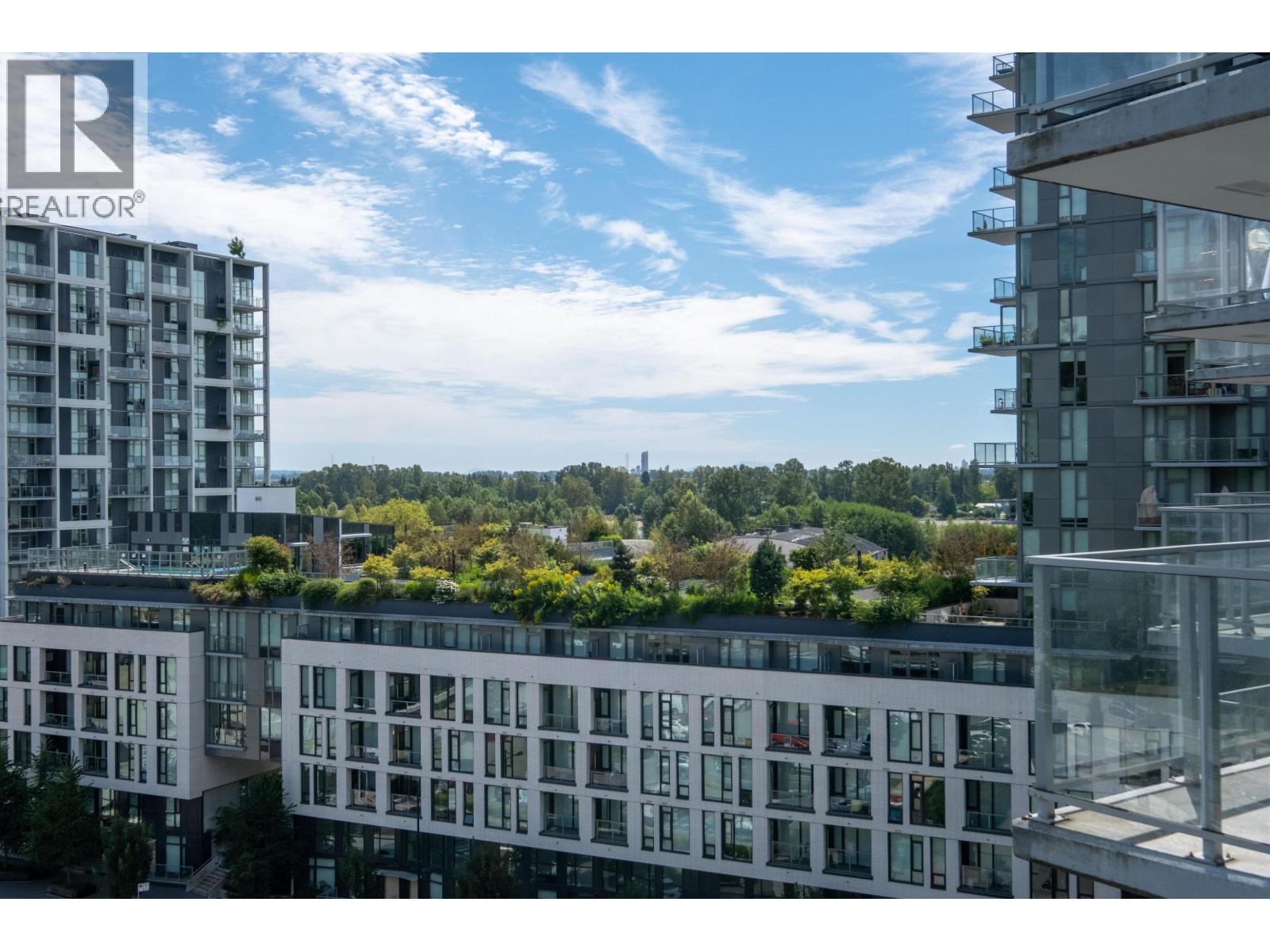 Photo 2 of 912 3557 Sawmill Crescent, Vancouver BC