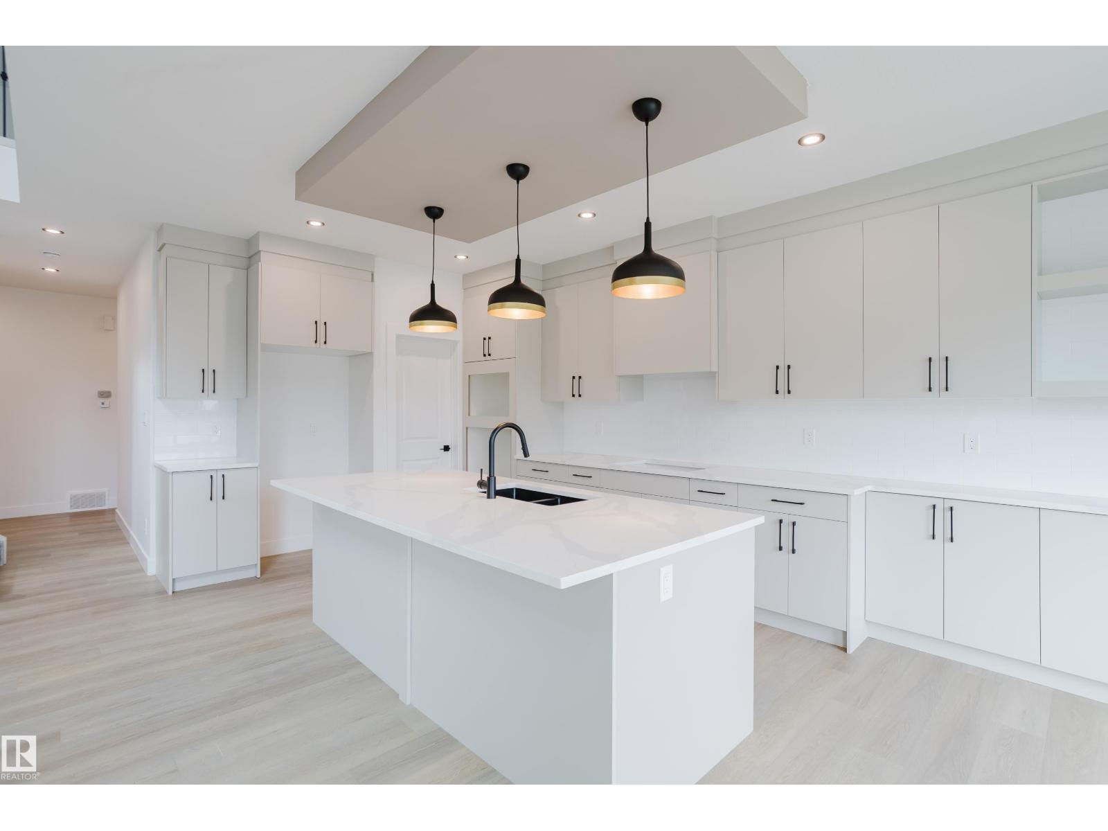 Photo 15 of 53 Renwyck Pl, Spruce Grove AB