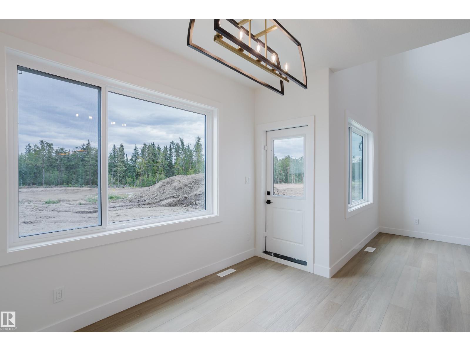 Photo 23 of 53 Renwyck Pl, Spruce Grove AB