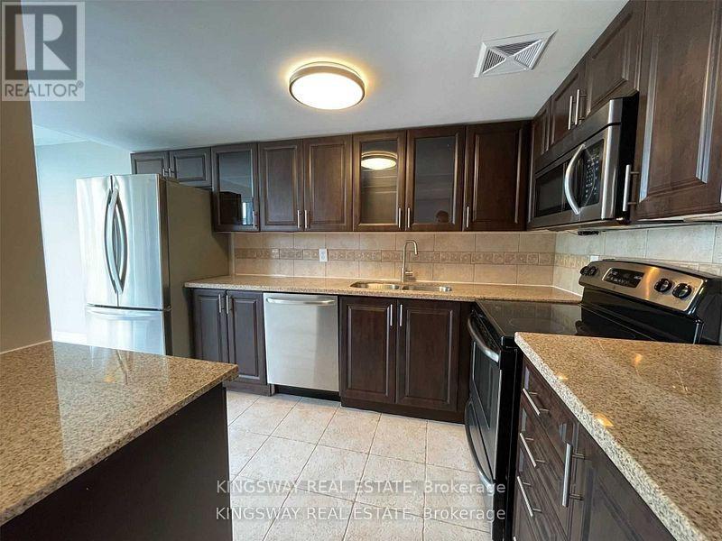 Photo 4 of 509 350 Webb Drive N, Mississauga ON
